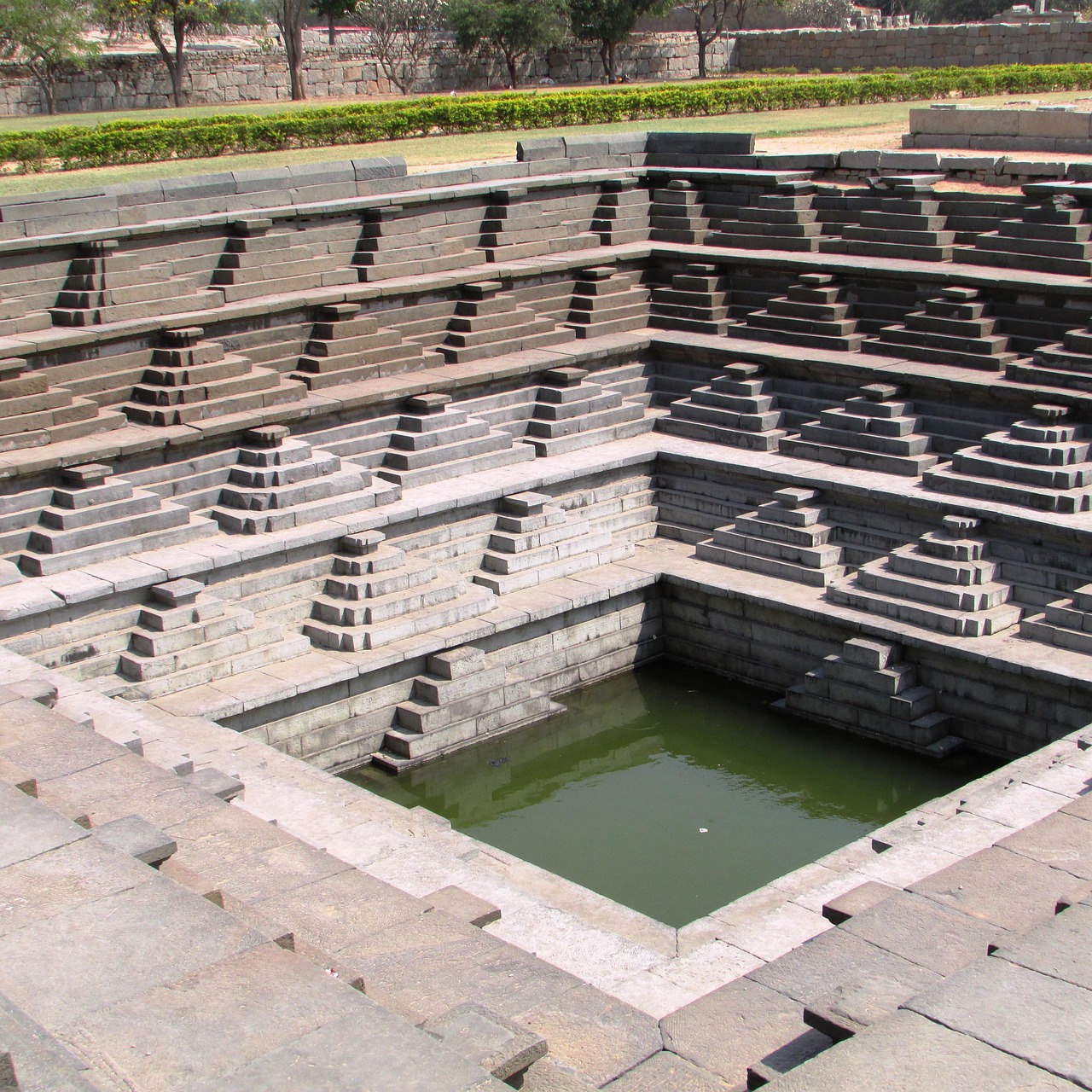 stepwell india